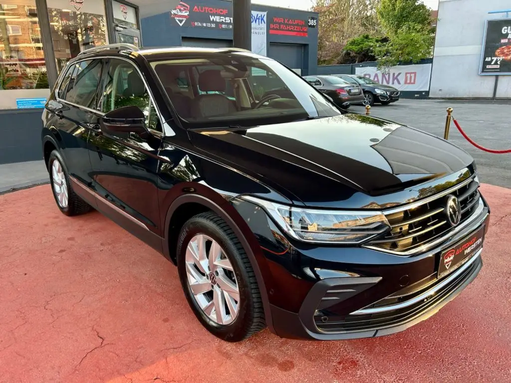 Photo 1 : Volkswagen Tiguan 2023 Petrol