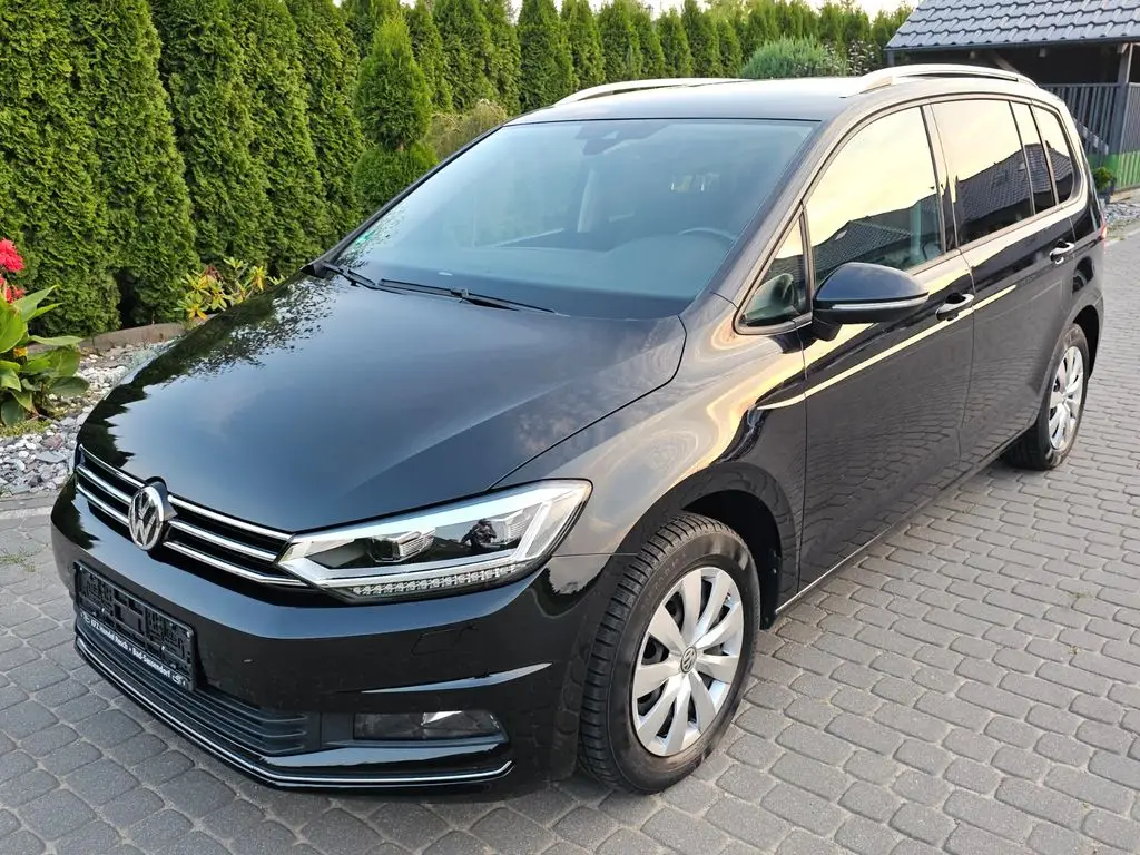 Photo 1 : Volkswagen Touran 2019 Petrol