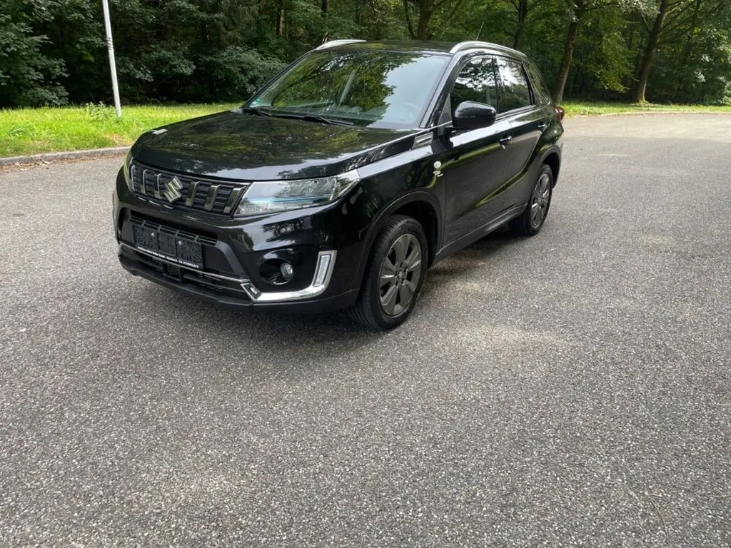 Photo 1 : Suzuki Vitara 2021 Petrol