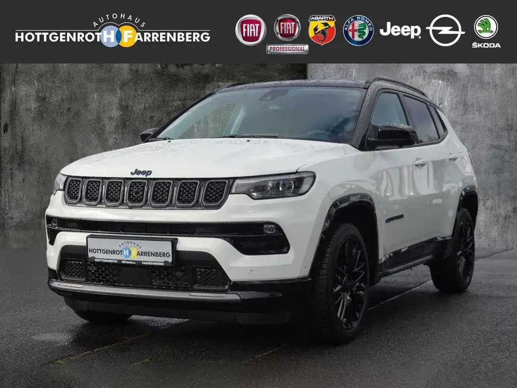 Photo 1 : Jeep Compass 2023 Hybrid