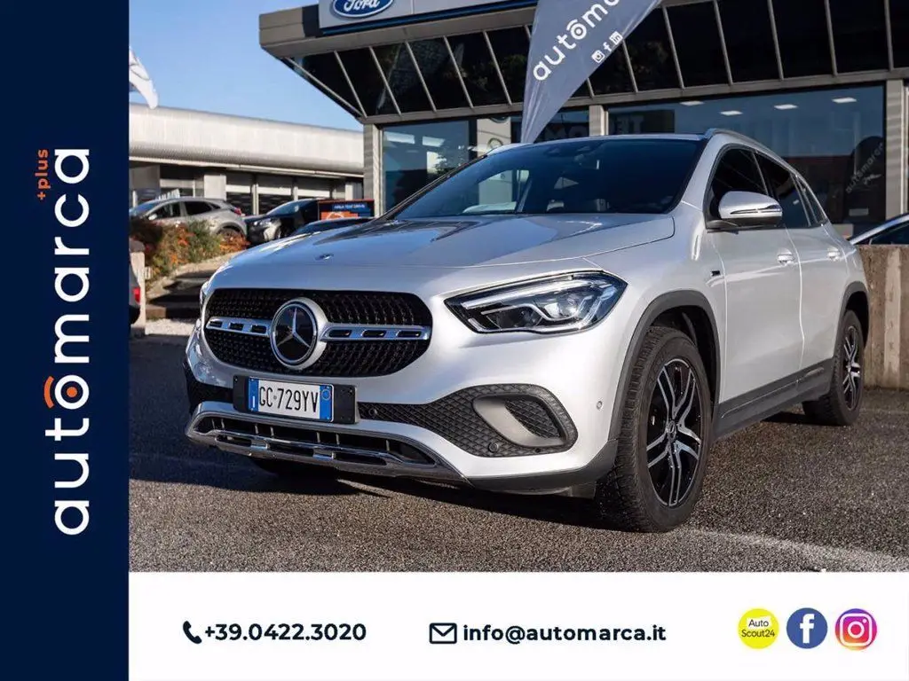 Photo 1 : Mercedes-benz Classe Gla 2020 Petrol