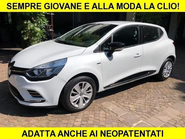 Photo 1 : Renault Clio 2018 Petrol