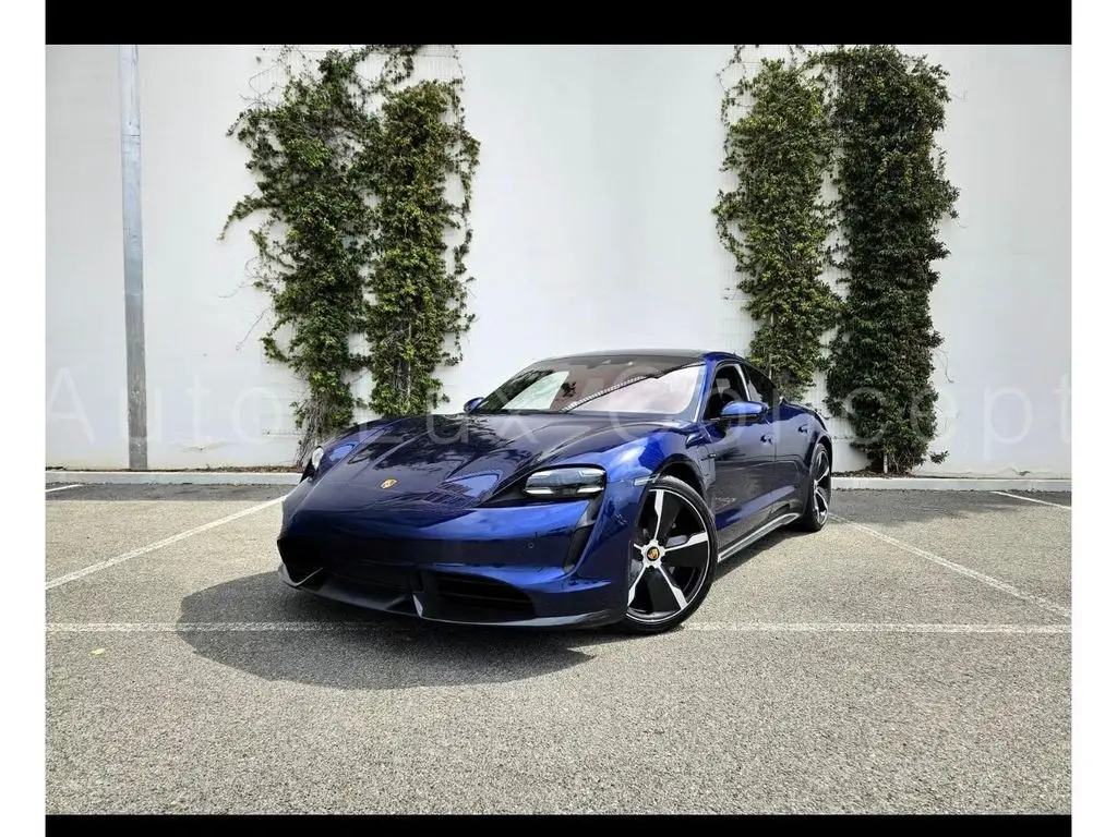 Photo 1 : Porsche Taycan 2020 Not specified