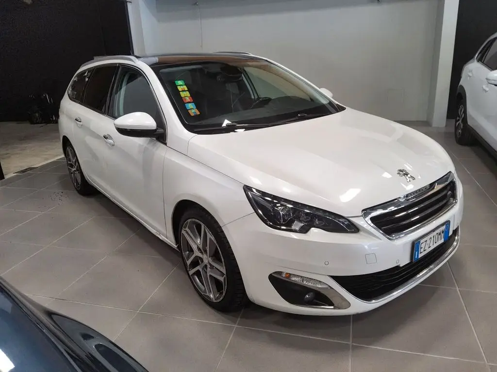 Photo 1 : Peugeot 308 2015 Diesel