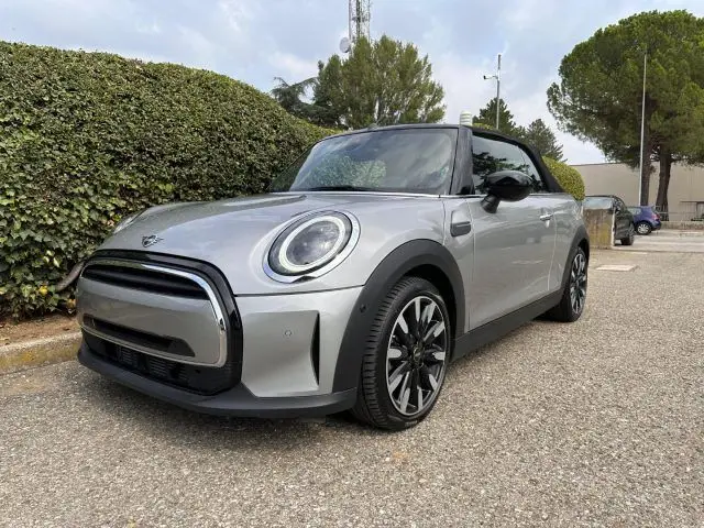 Photo 1 : Mini Cooper 2023 Essence