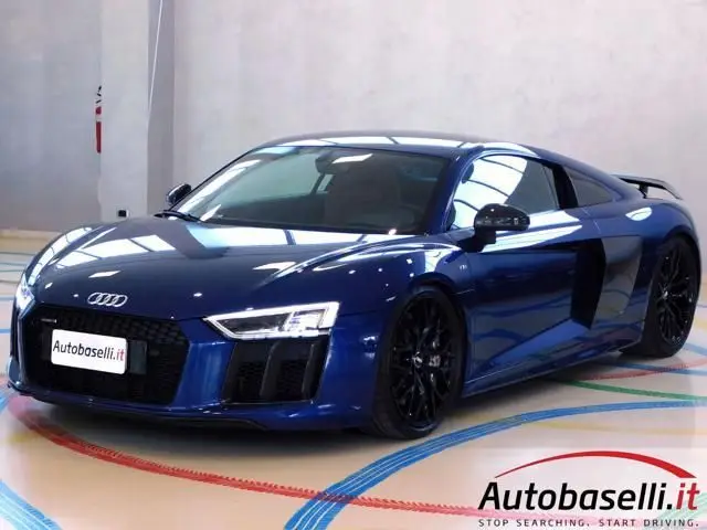 Photo 1 : Audi R8 2017 Petrol