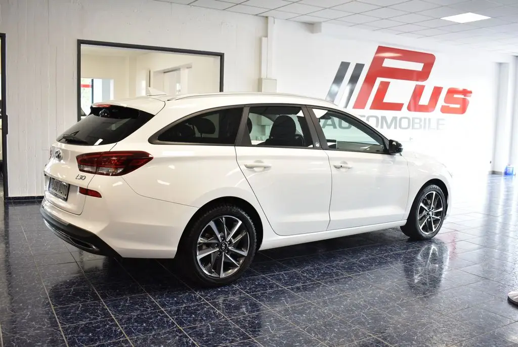 Photo 1 : Hyundai I30 2021 Diesel