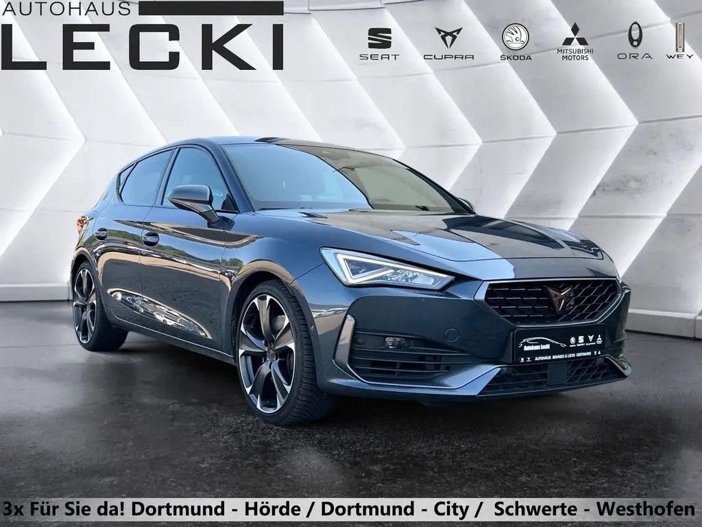 Photo 1 : Cupra Leon 2023 Petrol