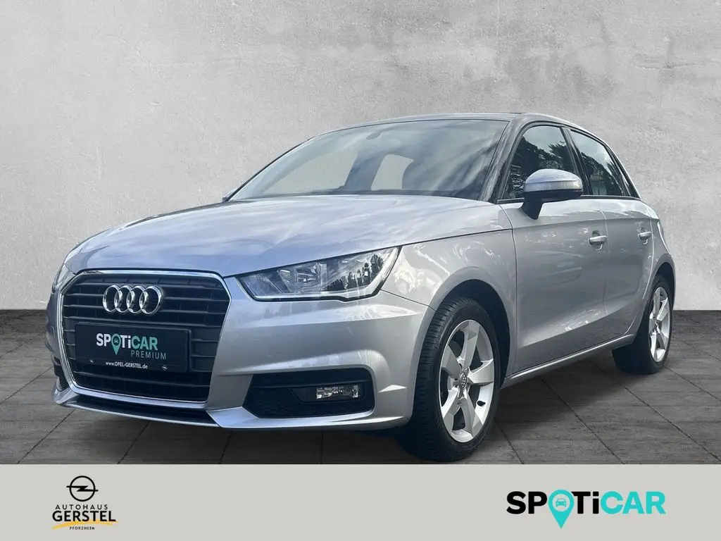 Photo 1 : Audi A1 2016 Petrol