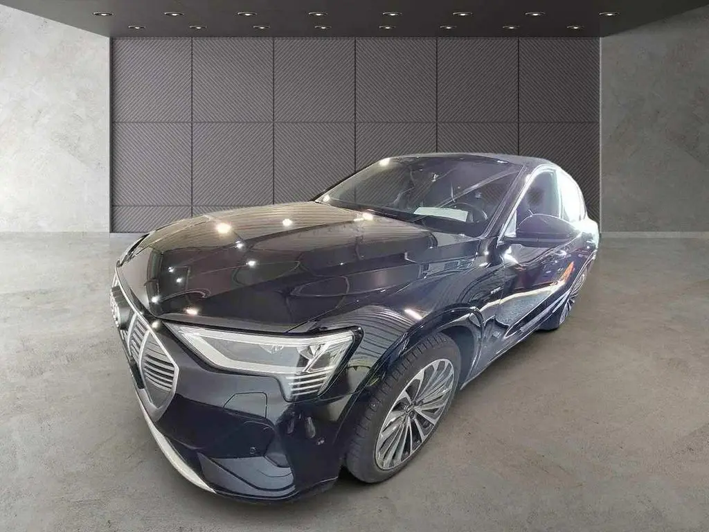 Photo 1 : Audi E-tron 2021 Not specified