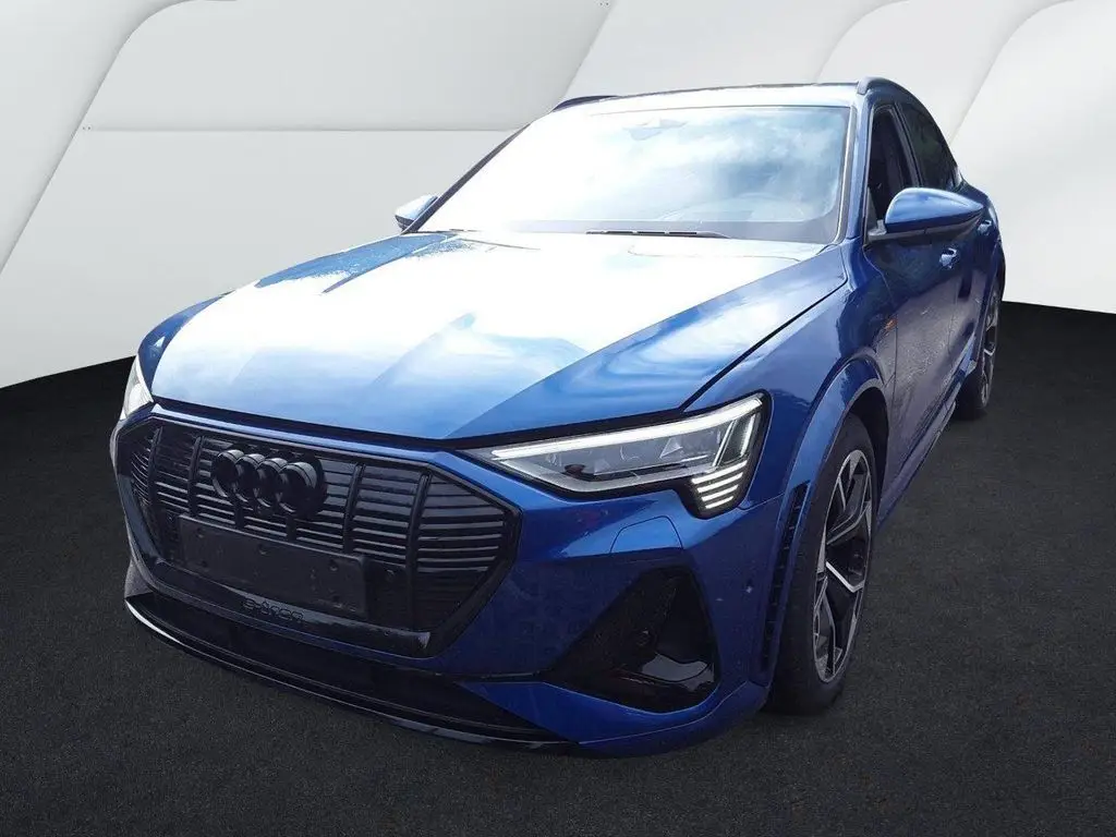 Photo 1 : Audi E-tron 2021 Not specified