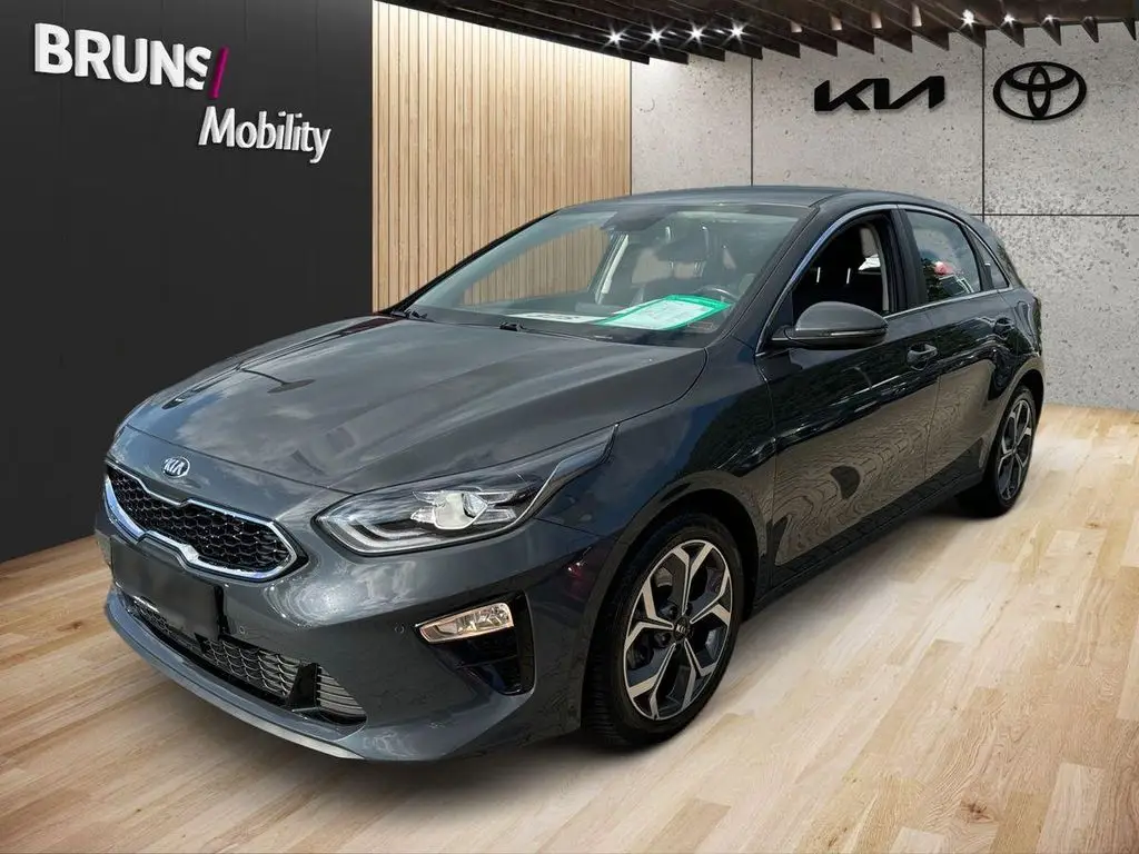 Photo 1 : Kia Ceed 2020 Essence