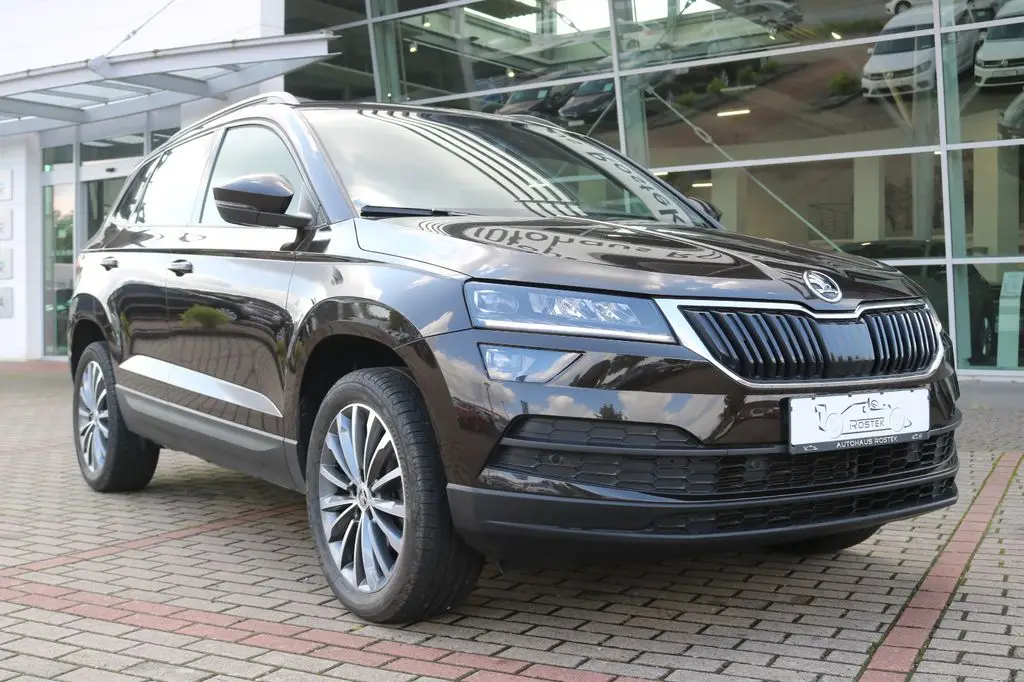 Photo 1 : Skoda Karoq 2020 Essence