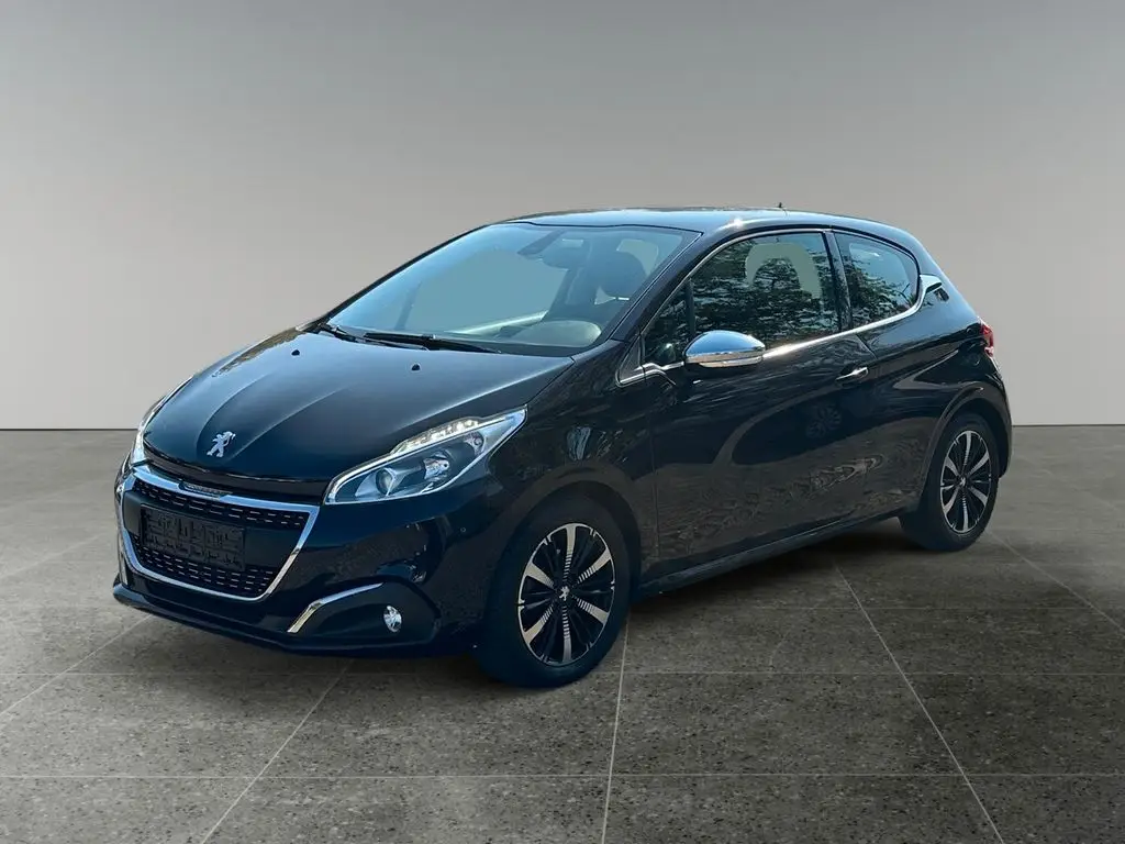 Photo 1 : Peugeot 208 2016 Petrol