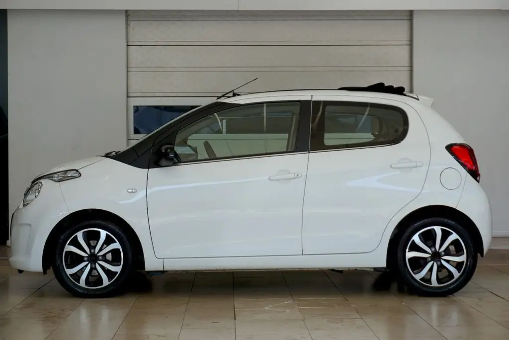 Photo 1 : Citroen C1 2015 Petrol