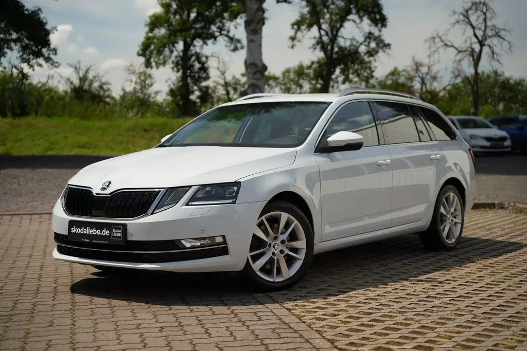 Photo 1 : Skoda Octavia 2019 Petrol