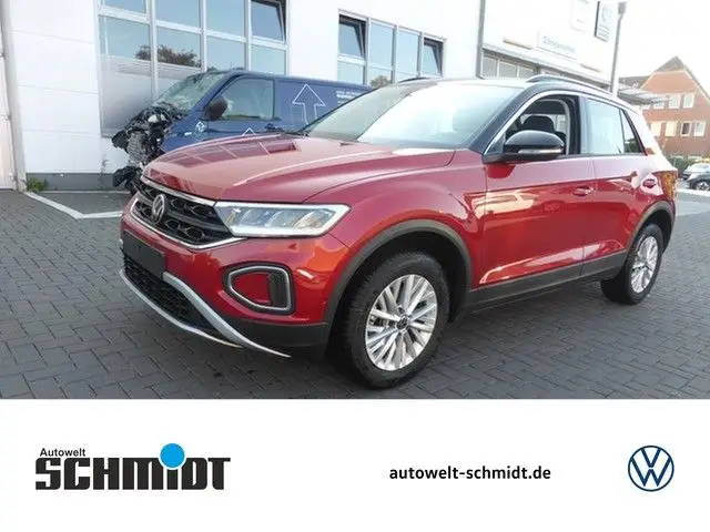 Photo 1 : Volkswagen T-roc 2023 Petrol