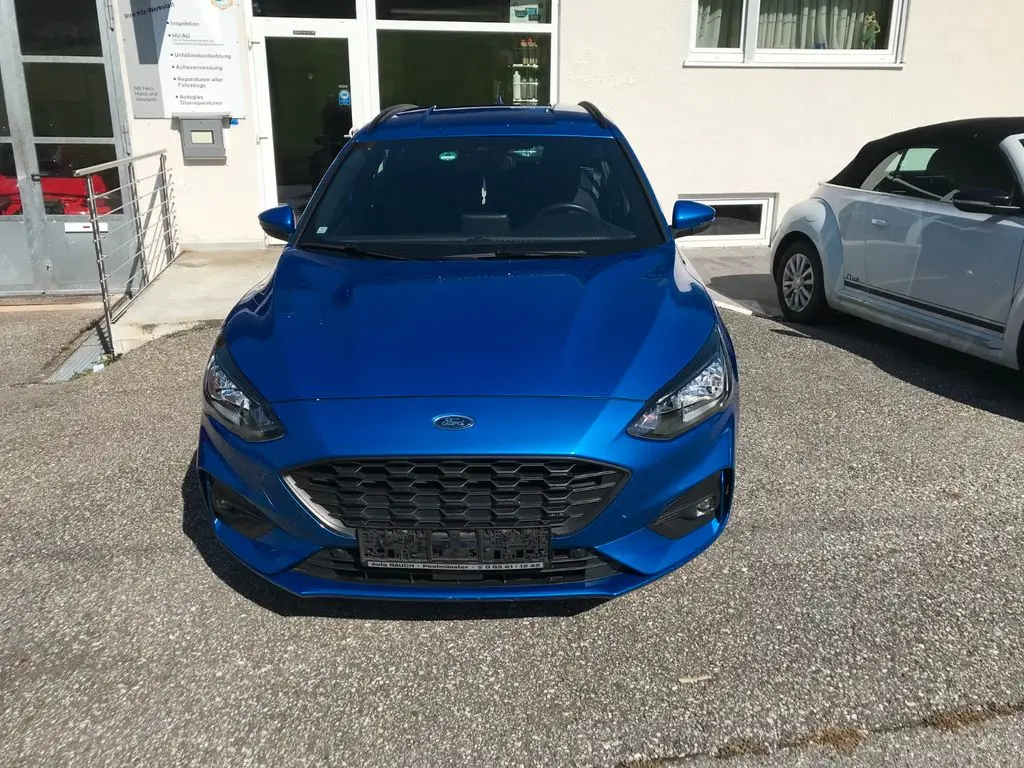 Photo 1 : Ford Focus 2021 Petrol