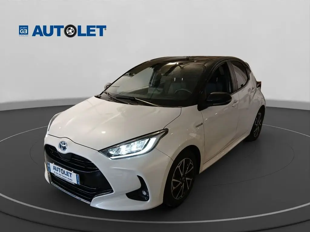 Photo 1 : Toyota Yaris 2021 Hybride