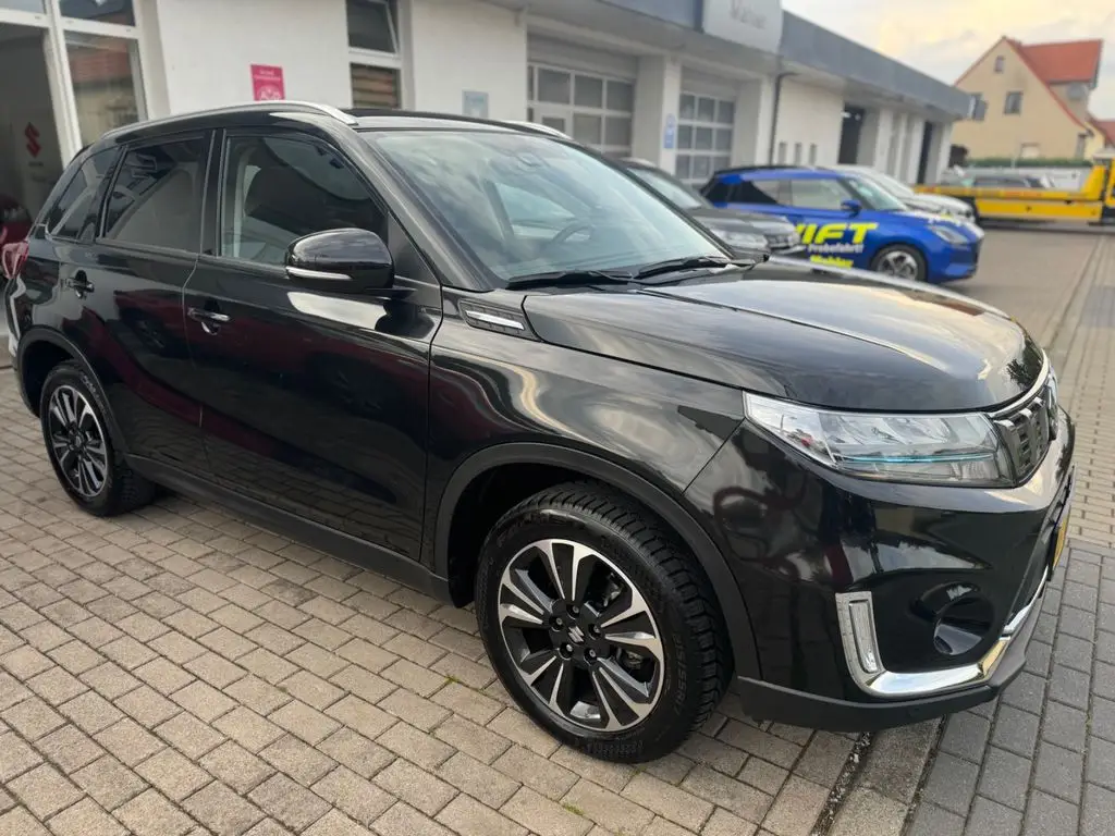 Photo 1 : Suzuki Vitara 2020 Petrol