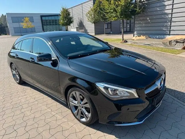 Photo 1 : Mercedes-benz Classe Cla 2019 Essence