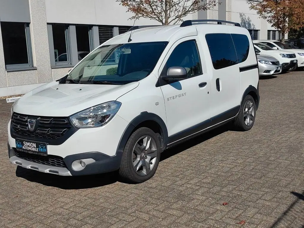 Photo 1 : Dacia Dokker 2019 Petrol