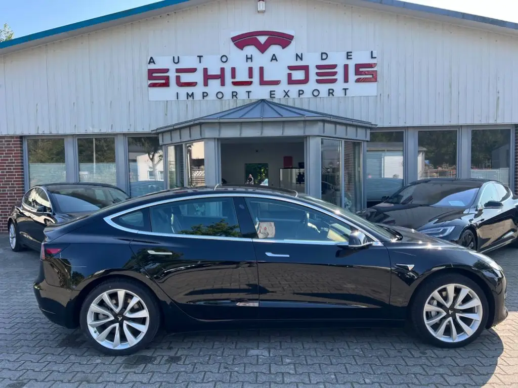 Photo 1 : Tesla Model 3 2019 Not specified