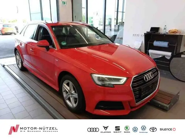 Photo 1 : Audi A3 2019 Petrol