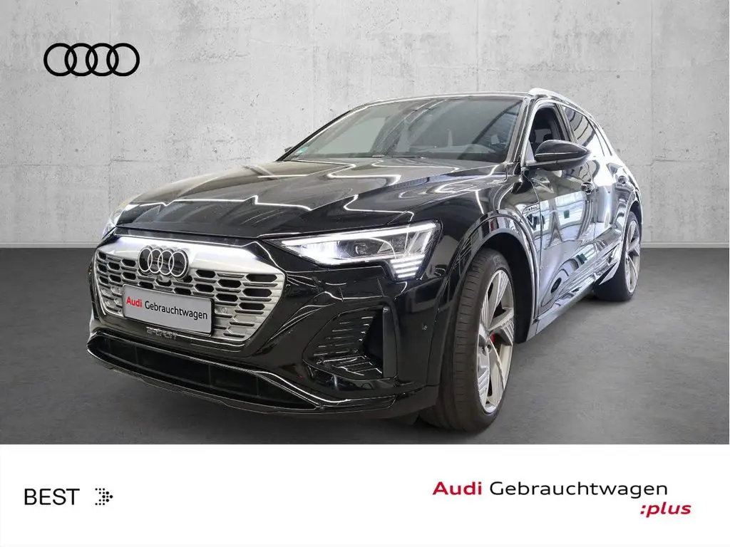 Photo 1 : Audi Q8 2023 Non renseigné