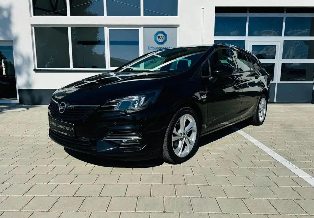 Photo 1 : Opel Astra 2020 Petrol