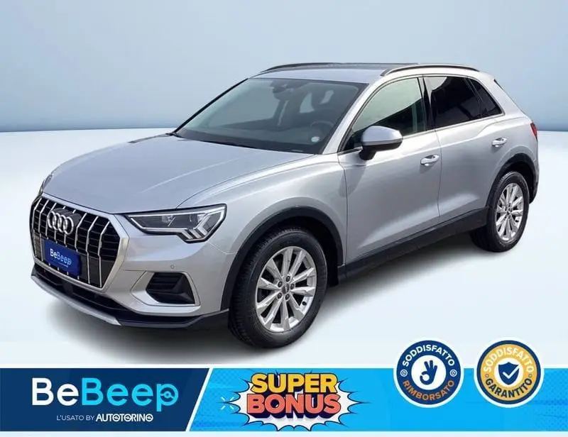 Photo 1 : Audi Q3 2019 Essence