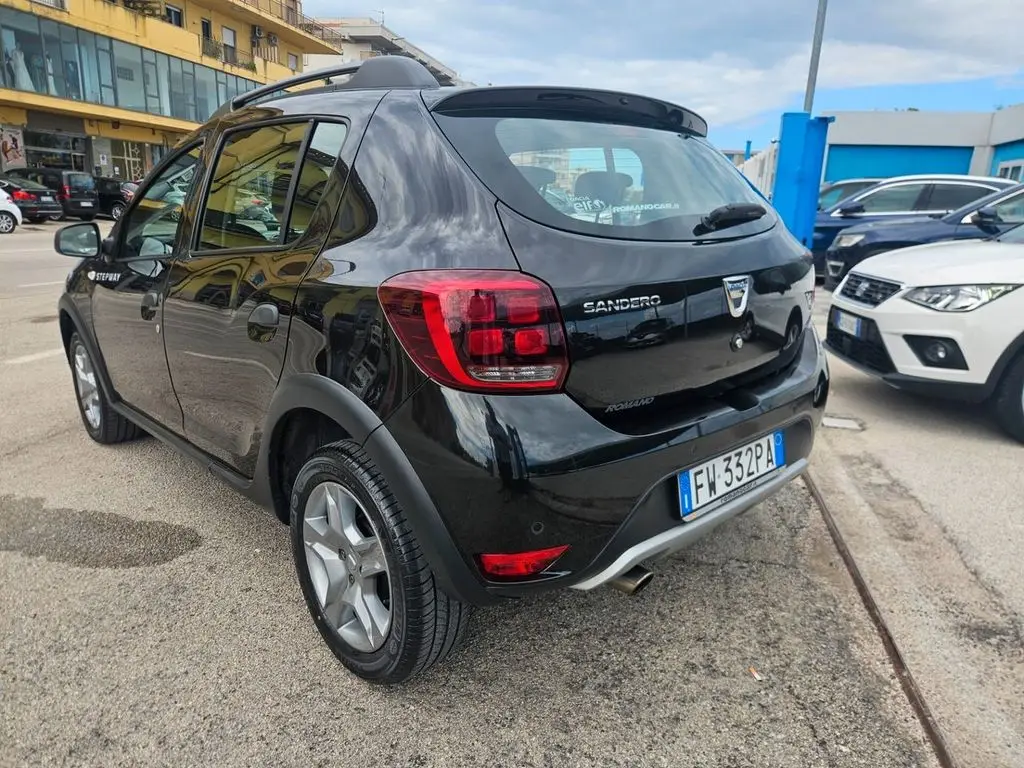 Photo 1 : Dacia Sandero 2019 Essence