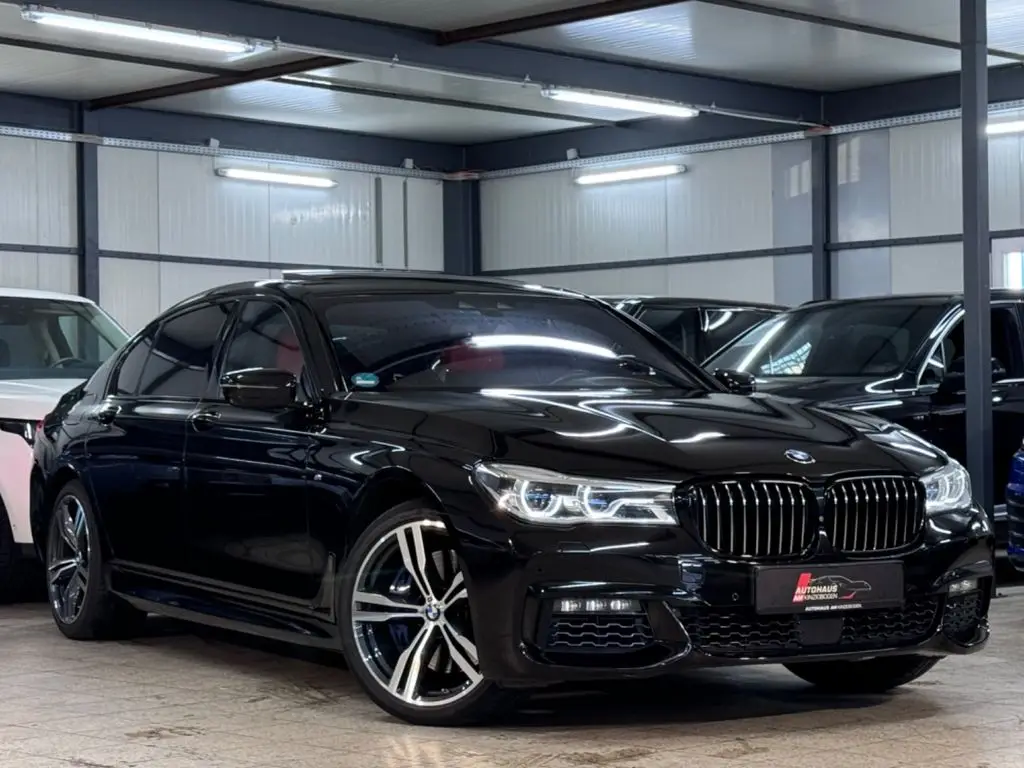 Photo 1 : Bmw Serie 7 2017 Diesel