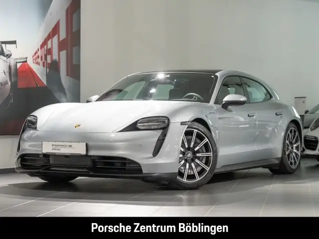 Photo 1 : Porsche Taycan 2022 Non renseigné