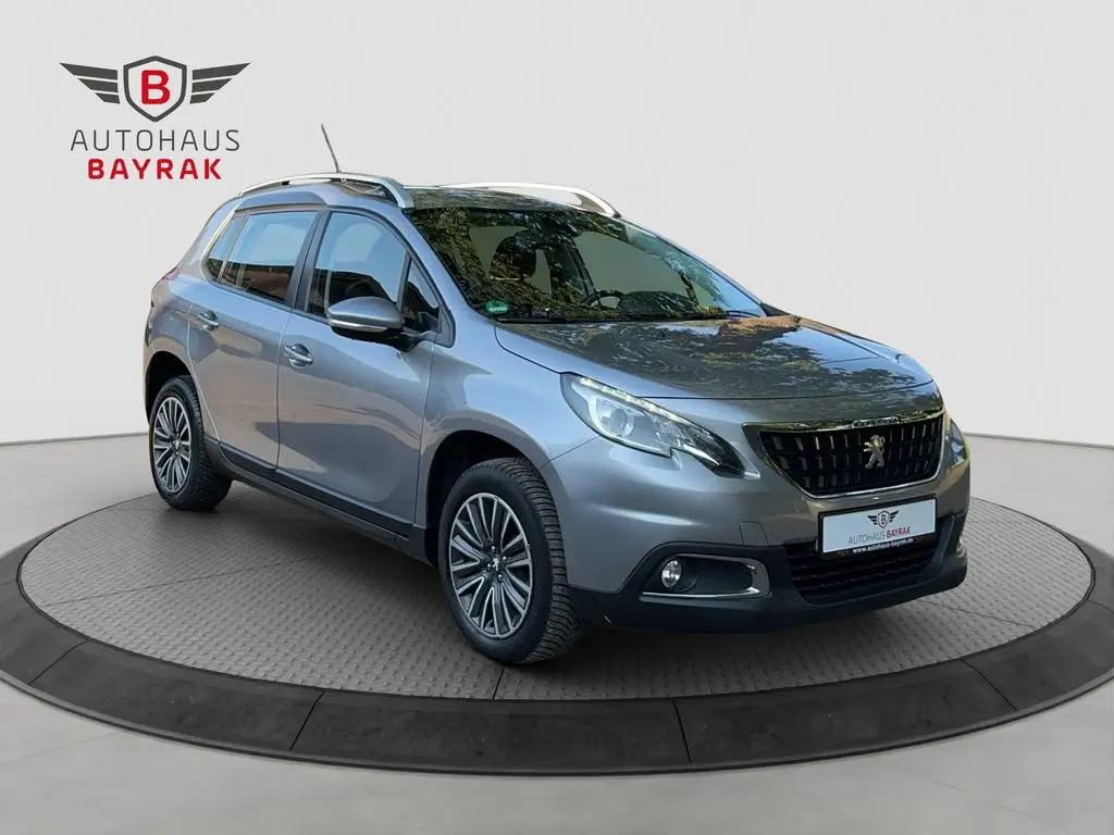 Photo 1 : Peugeot 2008 2018 Essence