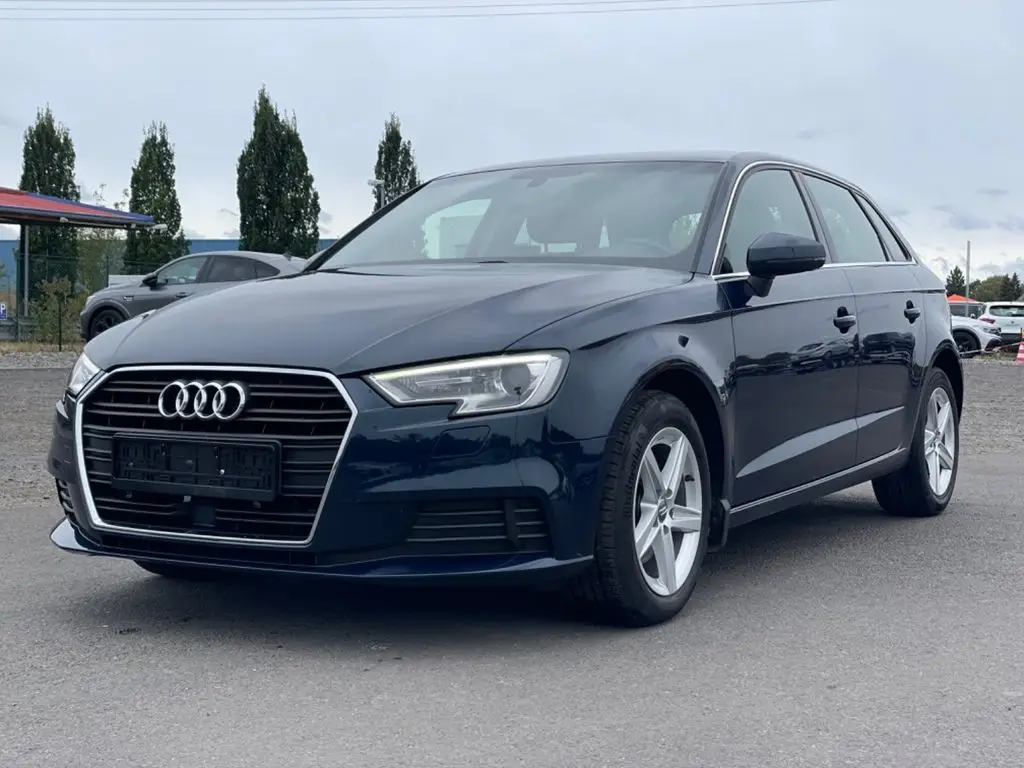 Photo 1 : Audi A3 2019 Essence