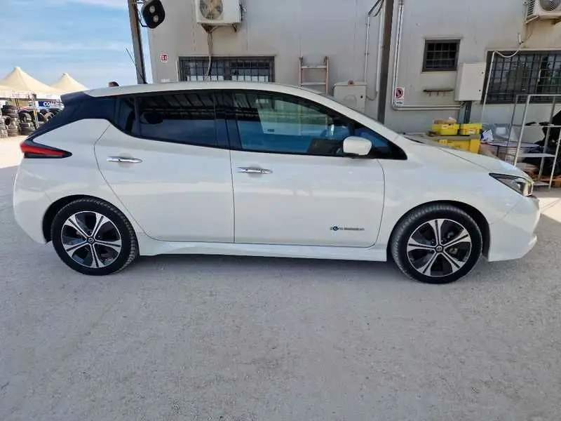 Photo 1 : Nissan Leaf 2020 Non renseigné