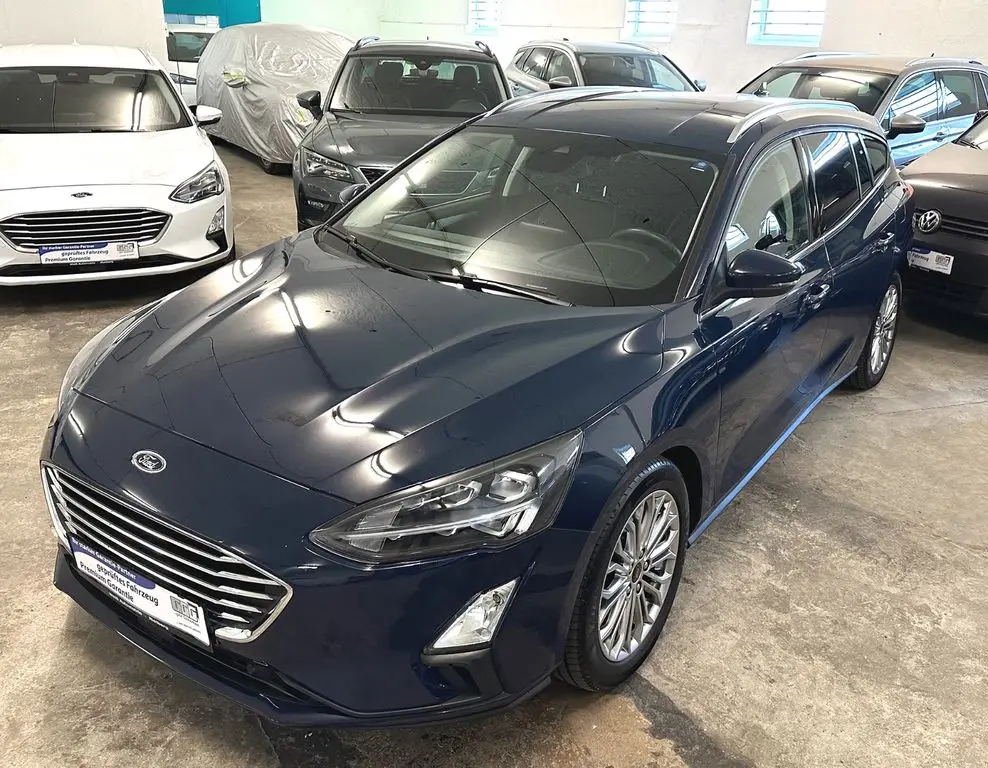 Photo 1 : Ford Focus 2020 Petrol