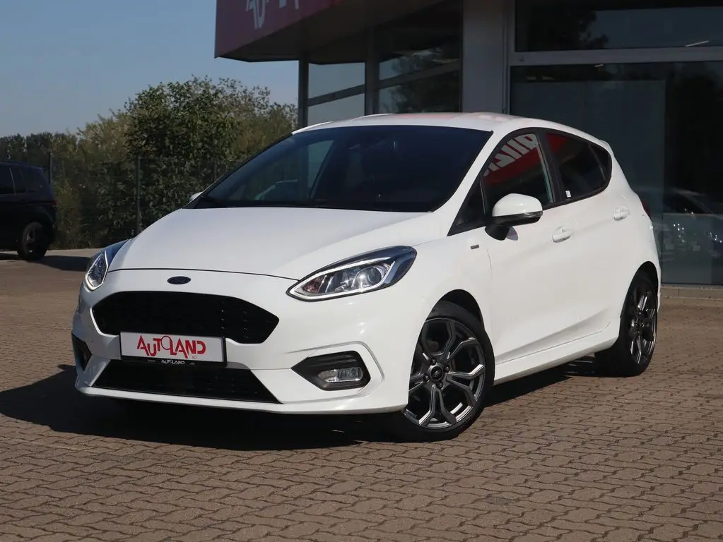 Photo 1 : Ford Fiesta 2018 Essence