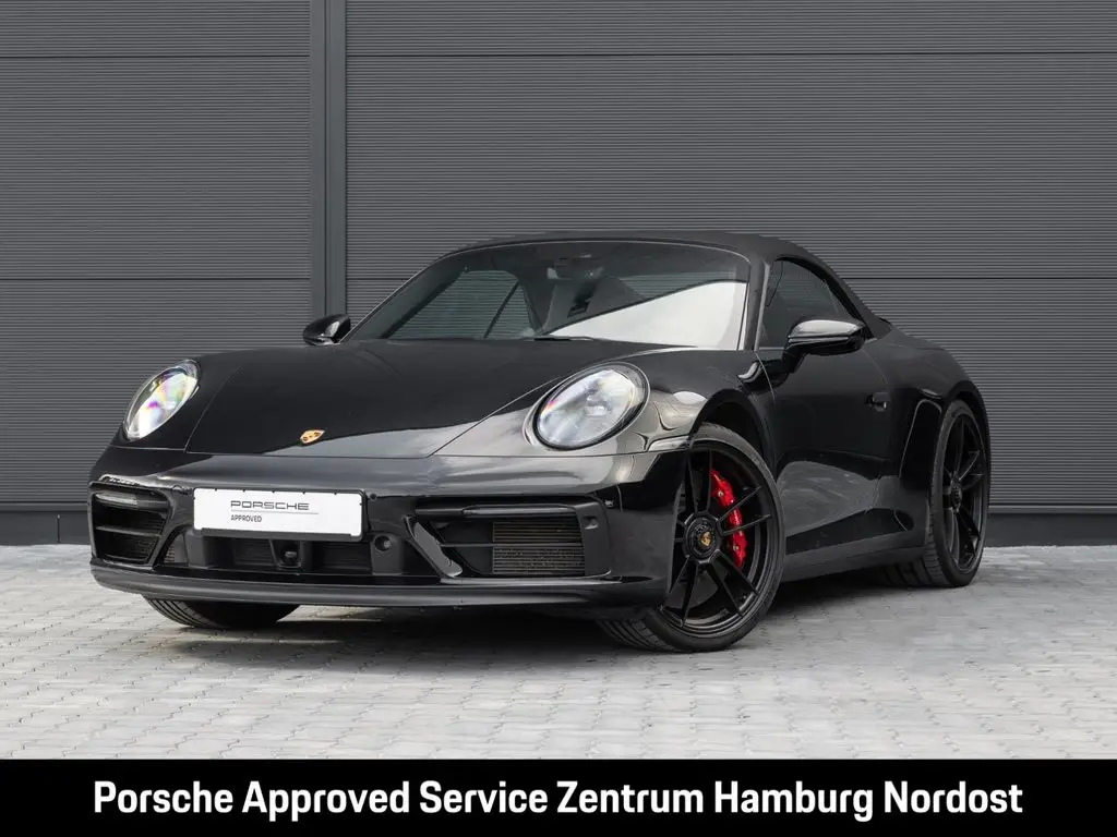 Photo 1 : Porsche 992 2022 Petrol