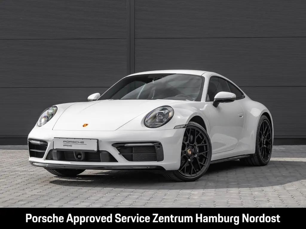 Photo 1 : Porsche 992 2023 Essence