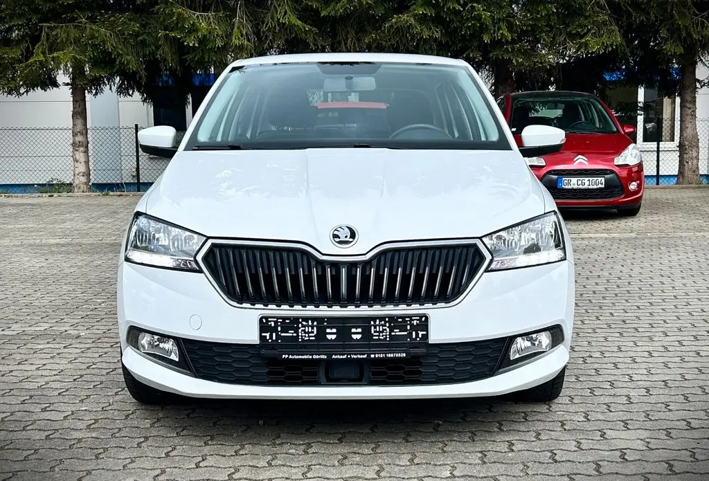 Photo 1 : Skoda Fabia 2019 Essence