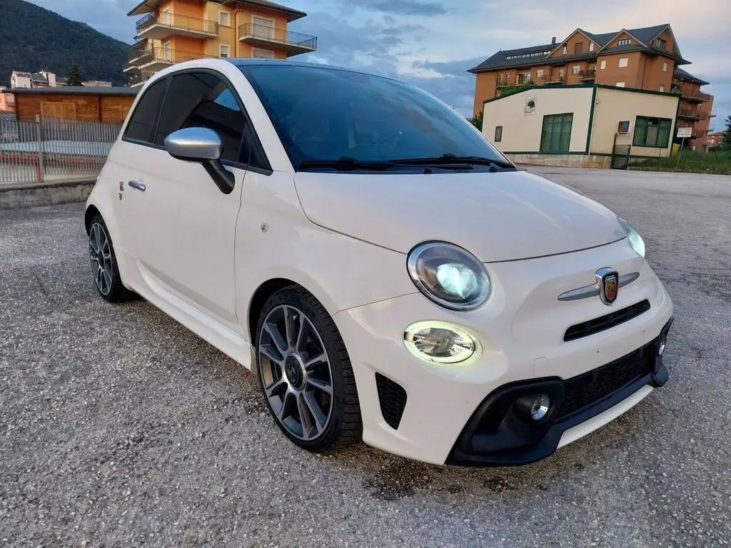 Photo 1 : Abarth 595 2019 Petrol