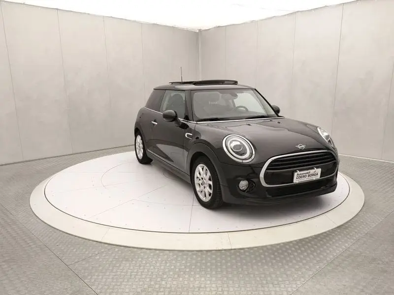 Photo 1 : Mini Cooper 2019 Petrol