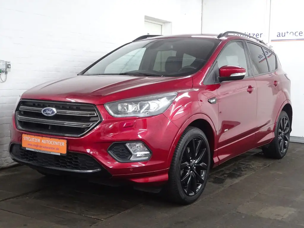 Photo 1 : Ford Kuga 2018 Petrol