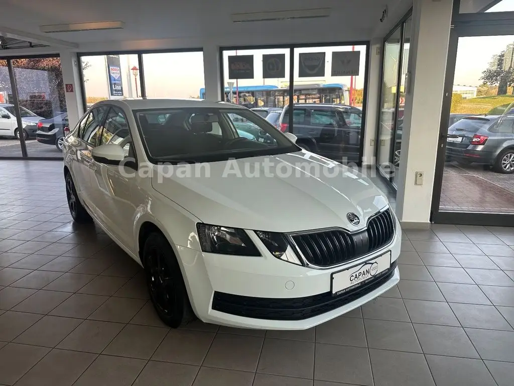 Photo 1 : Skoda Octavia 2017 Essence