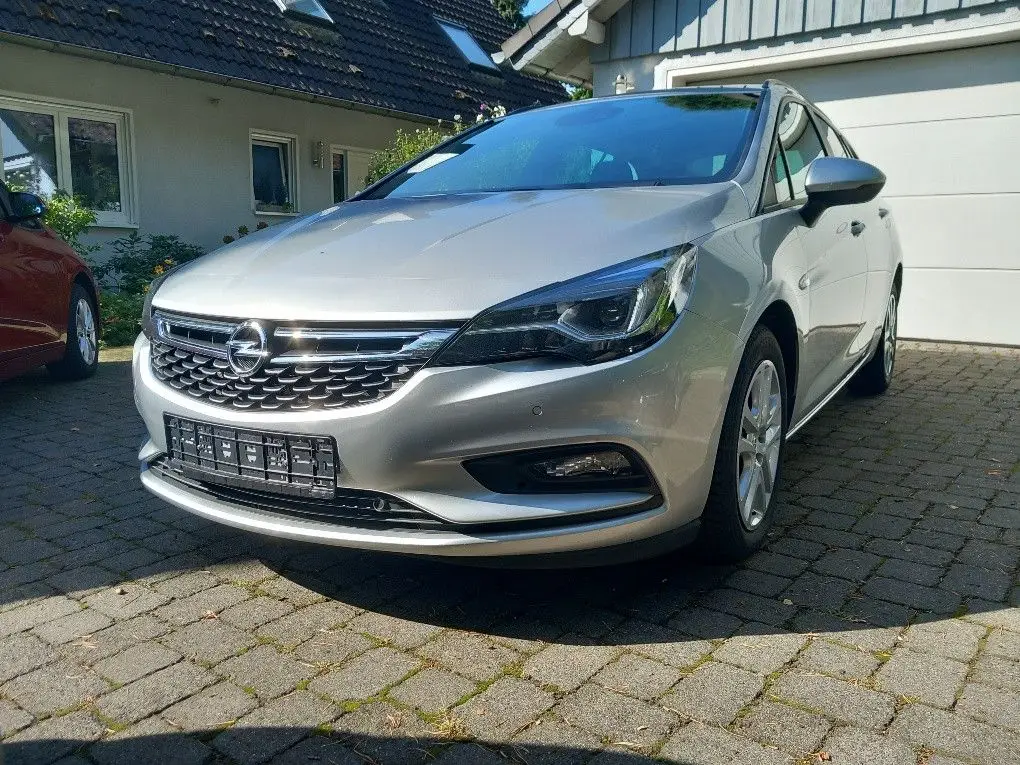 Photo 1 : Opel Astra 2019 Diesel