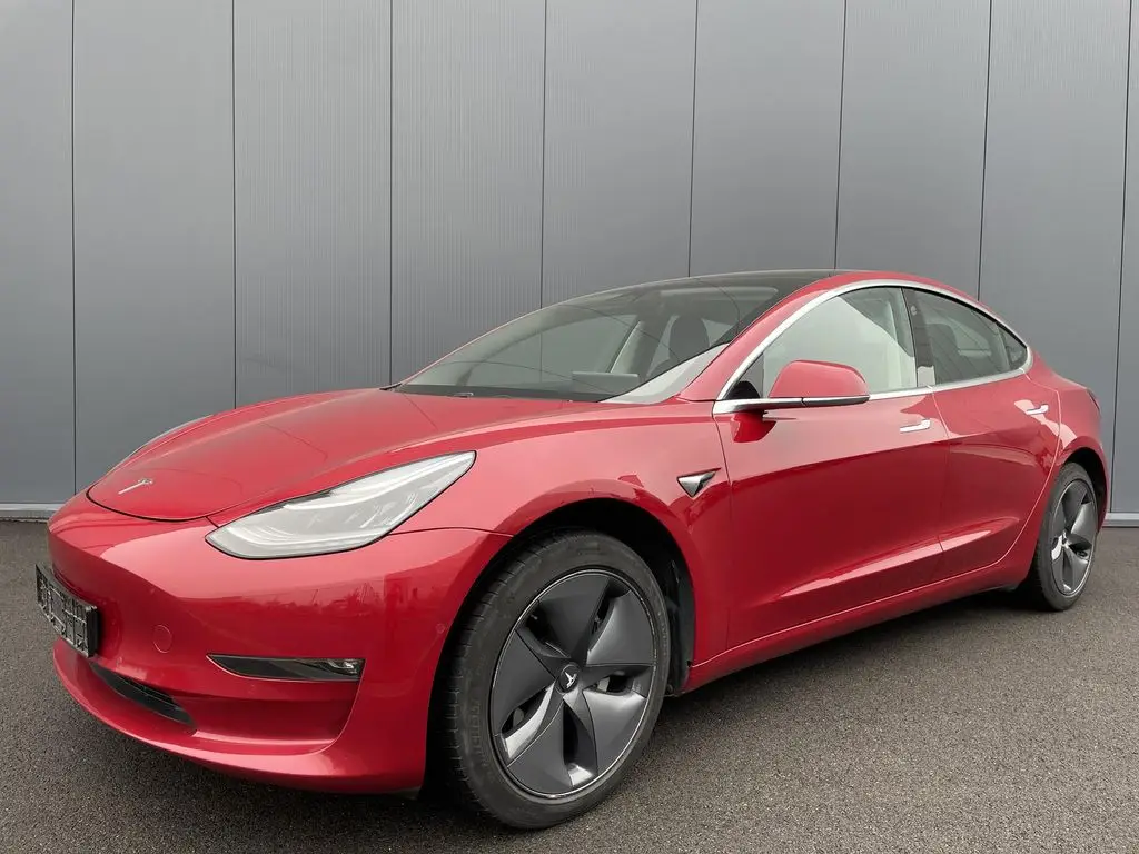 Photo 1 : Tesla Model 3 2019 Non renseigné