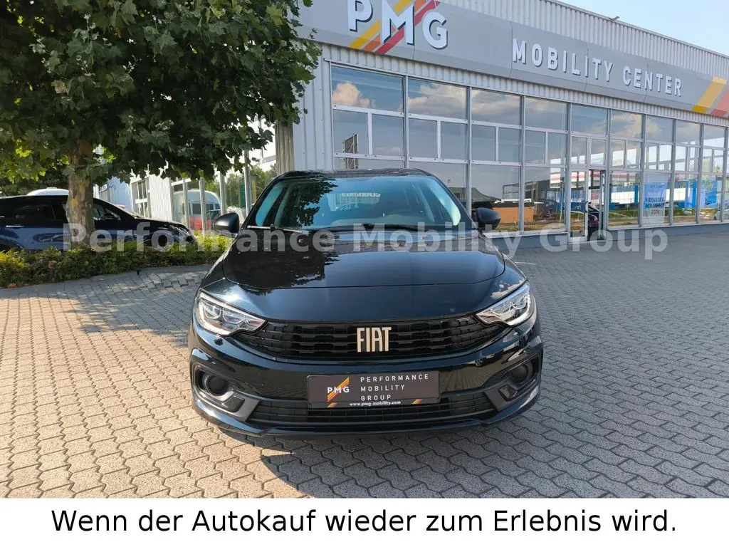 Photo 1 : Fiat Tipo 2024 Essence