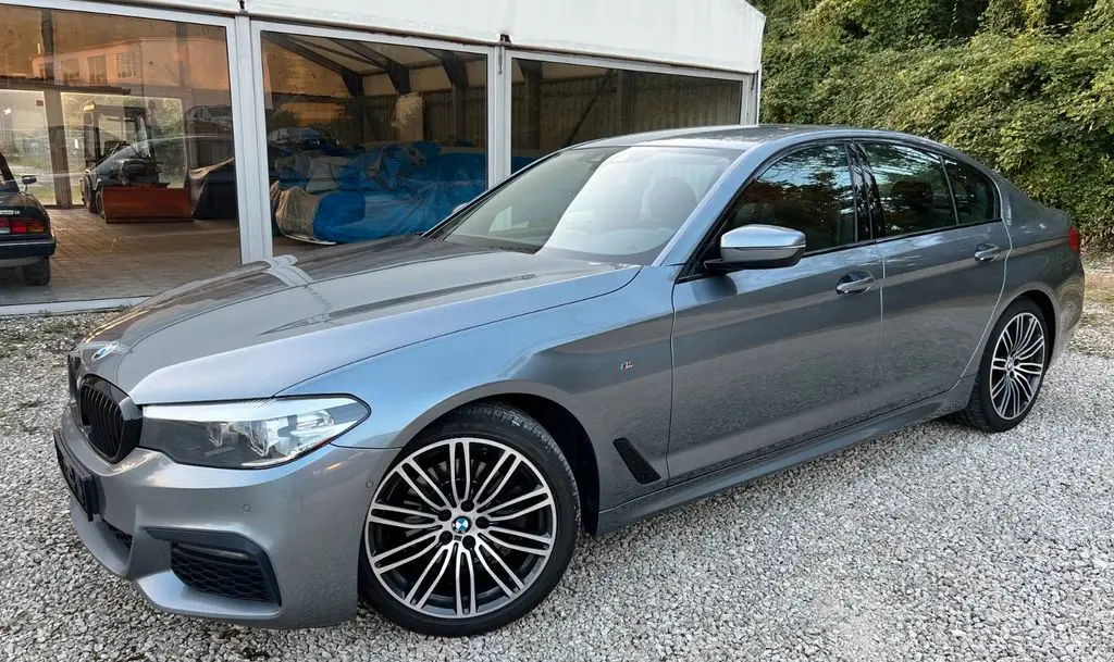 Photo 1 : Bmw Serie 5 2019 Diesel